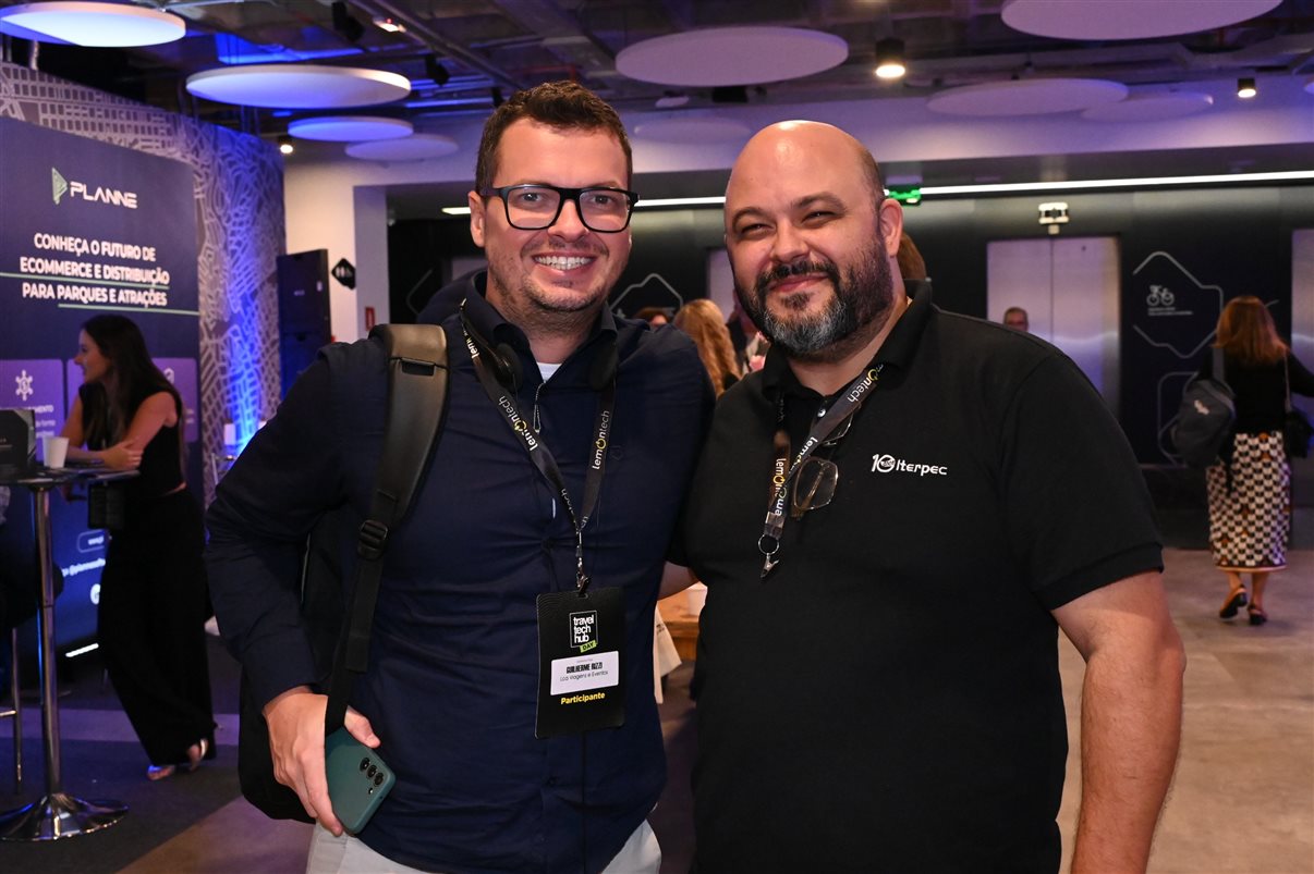José Guilherme Alcorta, da PANROTAS, Luís Ferrinho, da Omnibees, e Alexandre Cordeiro, do Travel Tech Hub