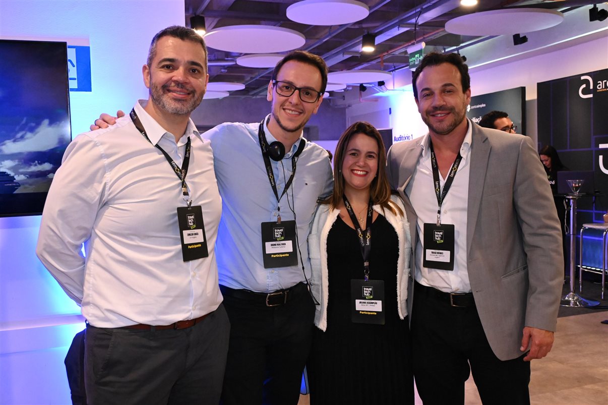 José Guilherme Alcorta, da PANROTAS, Luís Ferrinho, da Omnibees, e Alexandre Cordeiro, do Travel Tech Hub