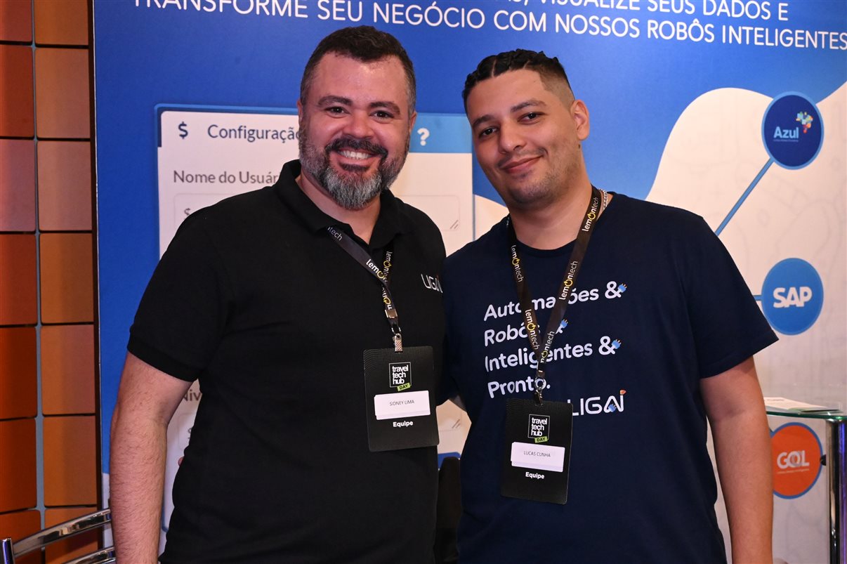 José Guilherme Alcorta, da PANROTAS, Luís Ferrinho, da Omnibees, e Alexandre Cordeiro, do Travel Tech Hub