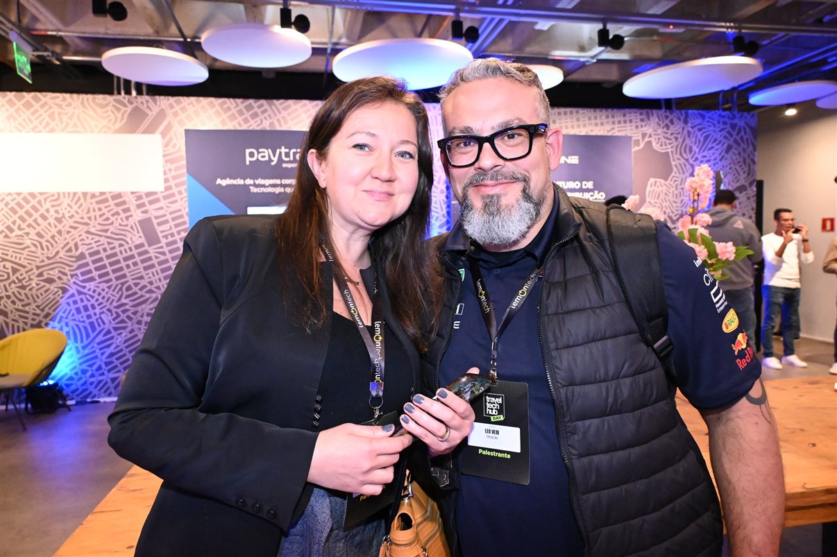 José Guilherme Alcorta, da PANROTAS, Luís Ferrinho, da Omnibees, e Alexandre Cordeiro, do Travel Tech Hub
