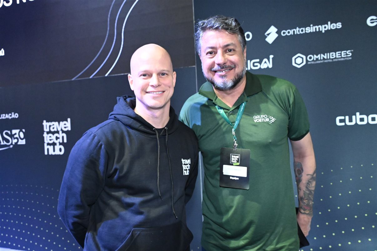 José Guilherme Alcorta, da PANROTAS, Luís Ferrinho, da Omnibees, e Alexandre Cordeiro, do Travel Tech Hub