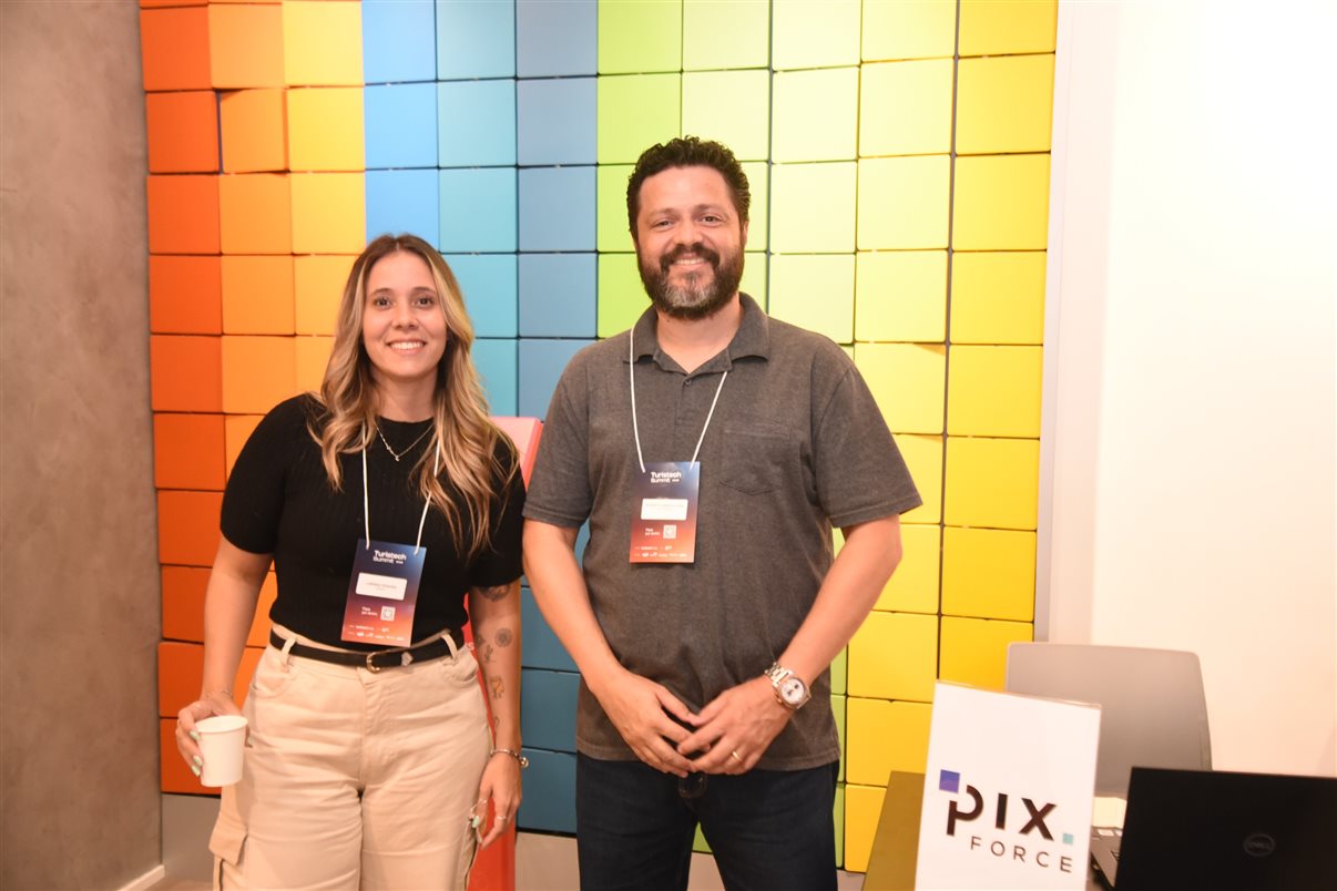 Carlos Jacobina, do Novotel Itu, Cássio Garkalins e Enzo Arns, da GKS