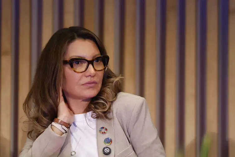 Rio de Janeiro (RJ) 14/11/2024 – A primeira-dama do Brasil, Janja Lula da Silva, na mesa de abertura do G20 Social, no Museu do Amanhã. Foto: Fernando Frazão/Agência Brasil