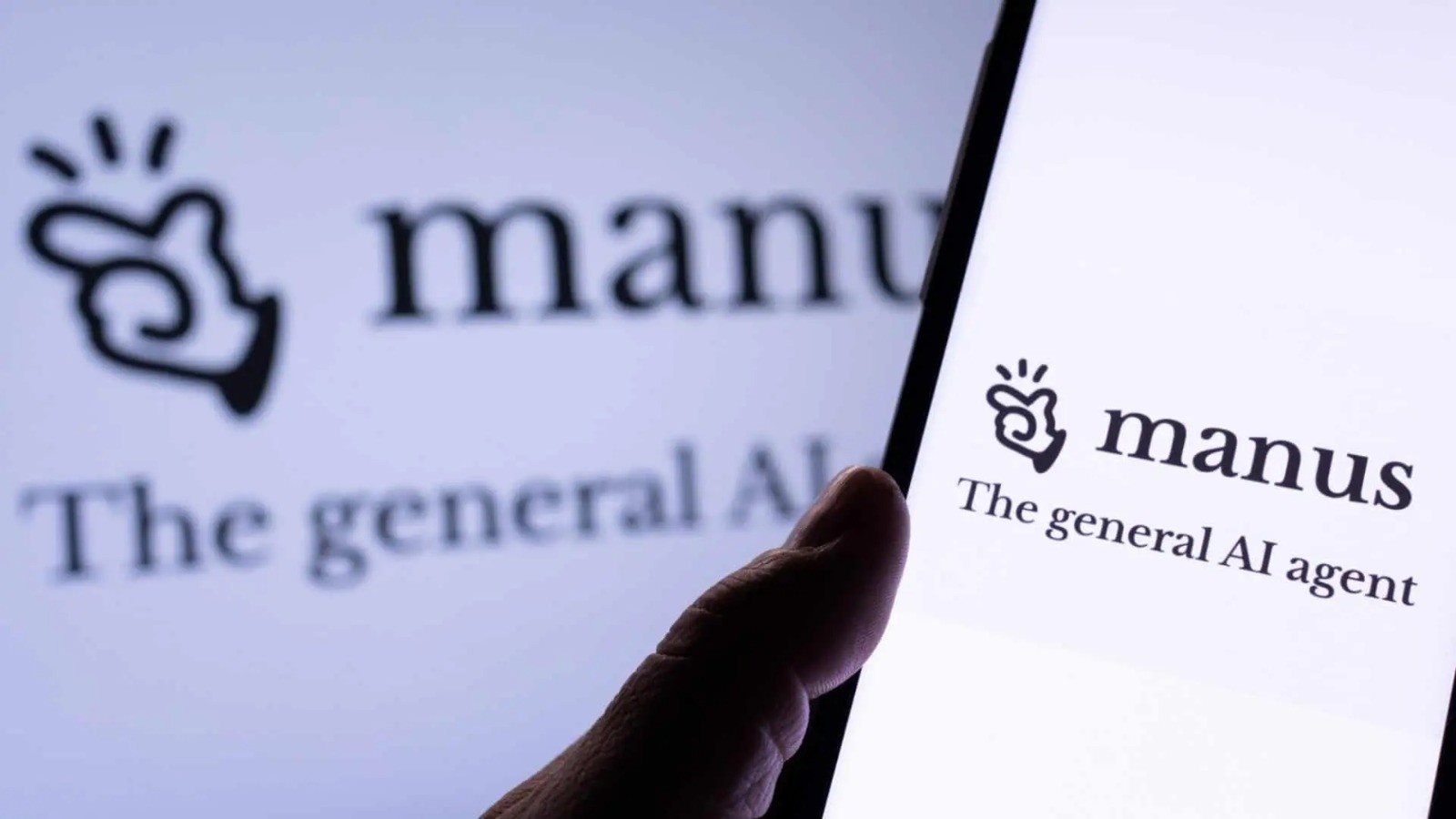 Manus foi capaz de planejar uma viagem completa de sete dias entre Seattle e Japão