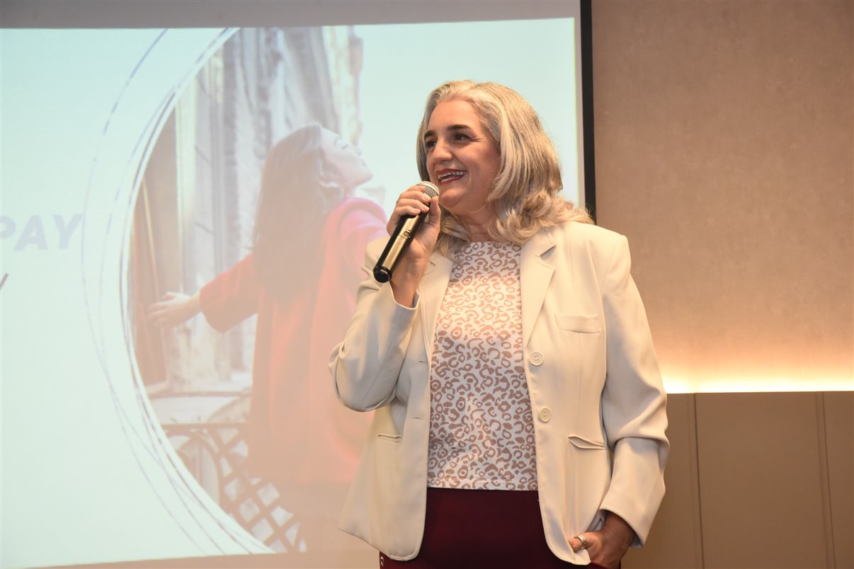 Marcelo Sacchitiello, da Rextur Advance, e Karina Fioranelli, do Sabre