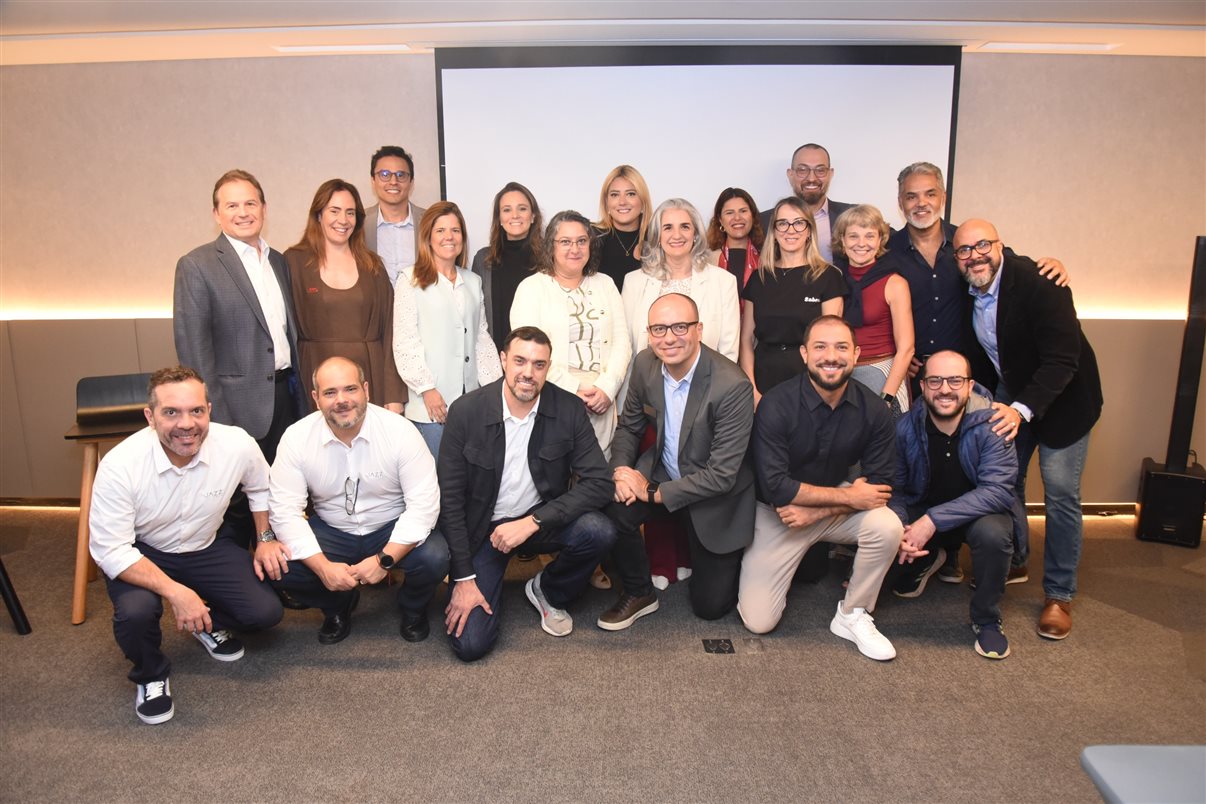 Marcelo Sacchitiello, da Rextur Advance, e Karina Fioranelli, do Sabre