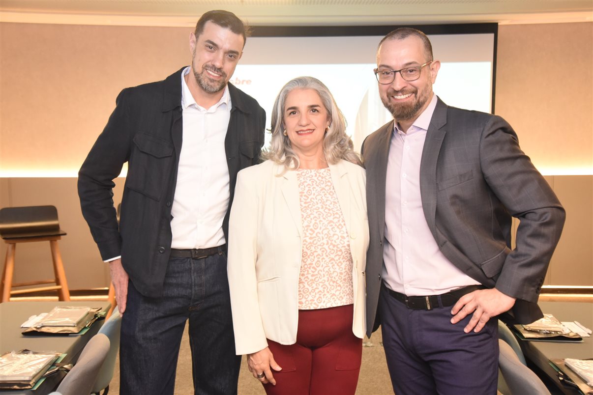 Marcelo Sacchitiello, da Rextur Advance, e Karina Fioranelli, do Sabre